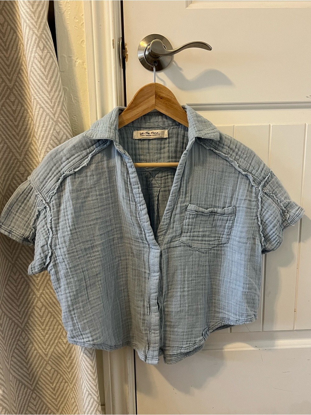 We The Free Baby Blue Gauze Cropped Collared Top Womens XS